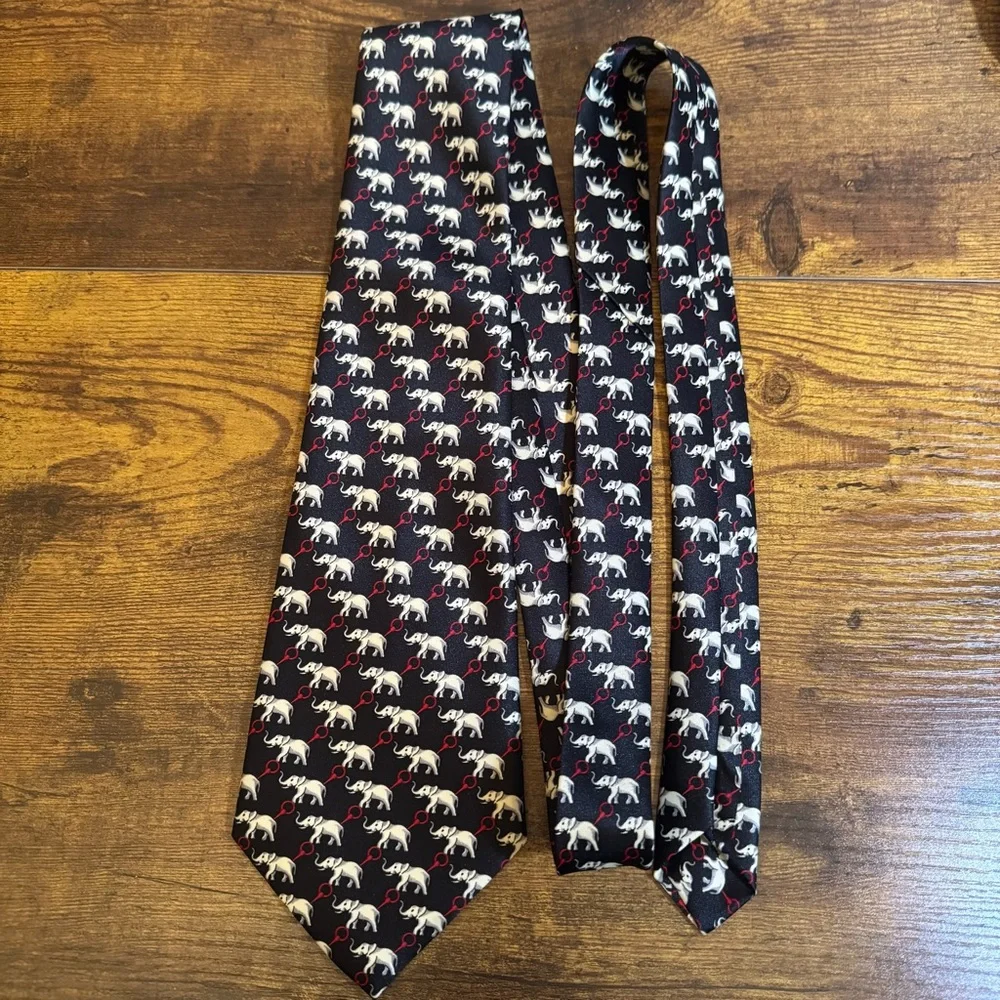 René Chagal Silk Elephant Print Tie Handmade Black Red Patterned‎